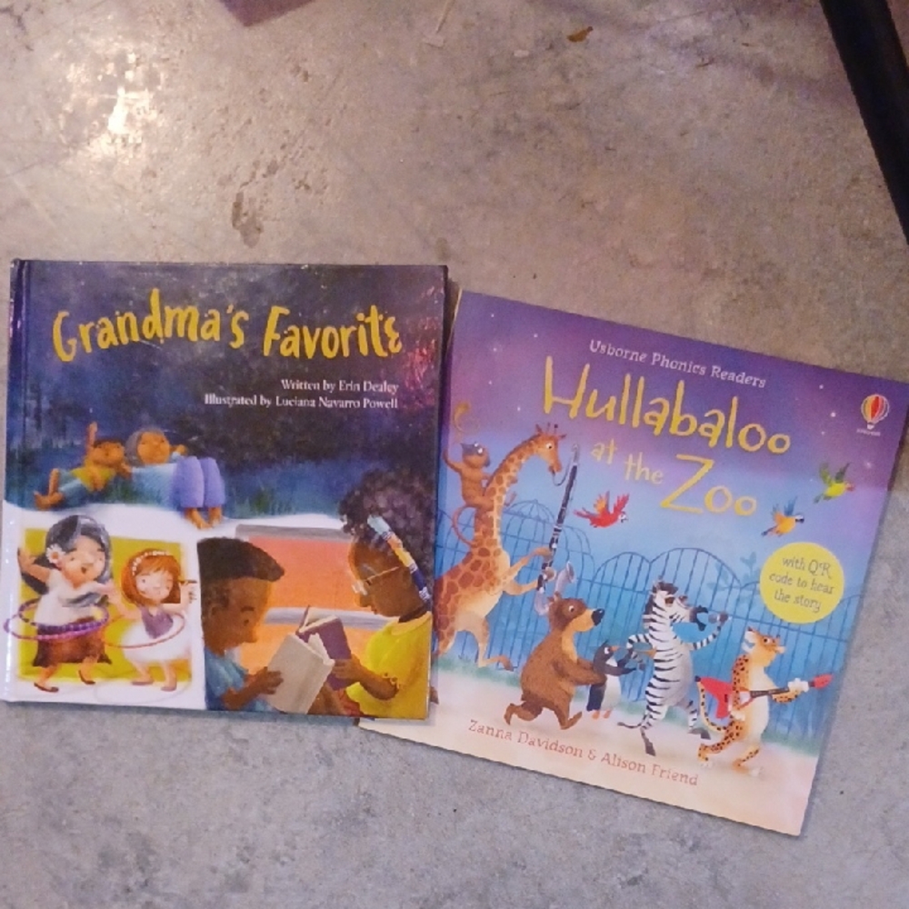 Born Kids Book Set - Purple and Yellow